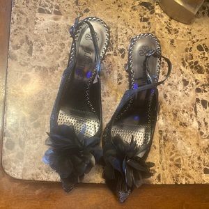 J Renee silver/black sling back pumps Size 11